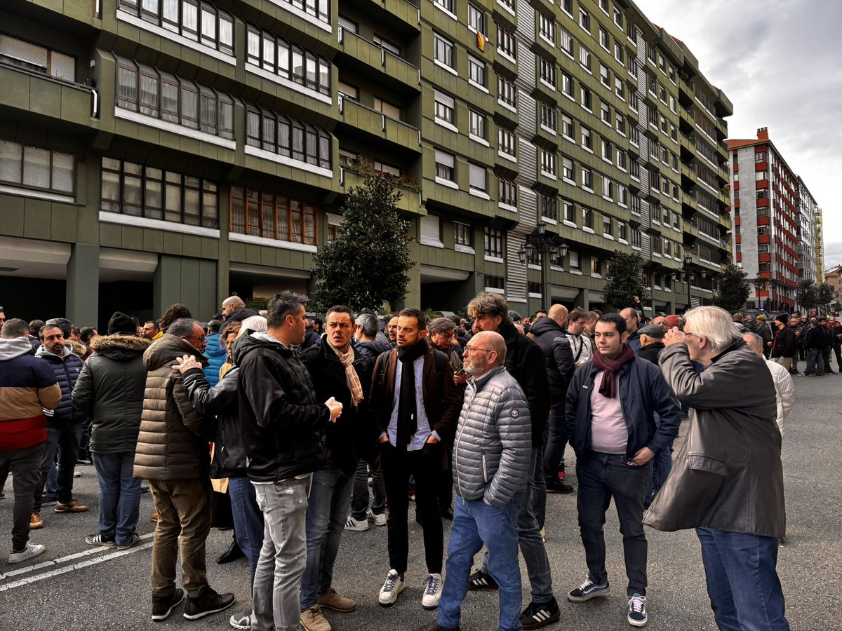 IUgrupoJGPA's tweet image. A #HUNOSA y a la SEPI les exigimos seriedad y que cumplan con los trabajadores y el  plan de empresa. La alternativa pasa por transformarla en energética pública estatal, como ya propusimos desde #CovocatoriaXAsturies; esta vía también contribuirá a una #TransiciónJusta