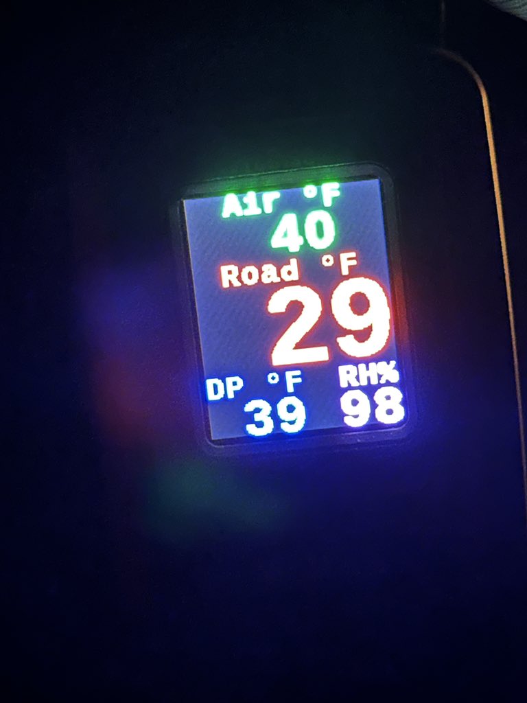 sawman268's tweet photo. Perfect conditions for black ice this morning. 40 degree air temp but roads in the hill towns are still below freezing. Take it slow for a little while. @WX1BOX @NWSBoston @MassWeatherNet https://t.co/znwvV5vAjA
