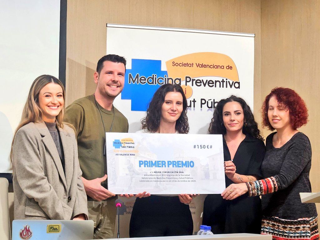🏆El #HospitaldeSagunto premiado en el XIX Congreso de Medicina Preventiva <a href="/SV_MPSP/">SVMPSP</a> por su estudio sobre el impacto económico del aislamiento por COVID. Un reconocimiento al esfuerzo del equipo y al papel clave de la enfermería en la investigación y prevención 👏#Sanidad #COVID19