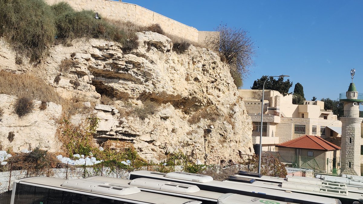 EricDHuntsman's tweet photo. Our final stop, and the conclusion of our #LastWeekWalk, was the Garden Tomb. Here, Josh gave back-to-back devotionals on the crucifixion and resurrection. How we hope that next time we can do it with students! #PrayforPeaceofJerusalem
#HuntsmansintheHolyLand #BYUJerusalemCenter