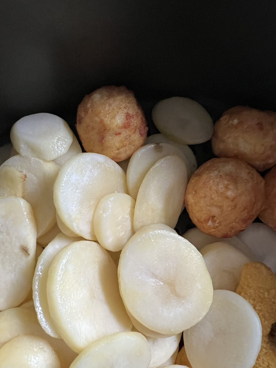 bella_hasi1's tweet photo. Werbung/produkttest 
Hallo Ihr Lieben, ich dufte dank @eismannDE und @trnd verschiede Tiefkühlprodukte testen. 
Grundsätzlich finde ich die Lieferung per eigenen Lieferdienst top, aber der Preis im Verhältnis zur Qualität ist für mich nicht stimmig https://t.co/yvSaZOtSYH