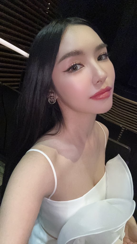 Lookkaeww_k's tweet photo. 🤍

ALNP 1ST YAWARDS
#YUAwards2024xALNP
#lookkaewkamollak 
#อันดาลูกแก้ว #AndaLookkaew https://t.co/klePjEUZEC