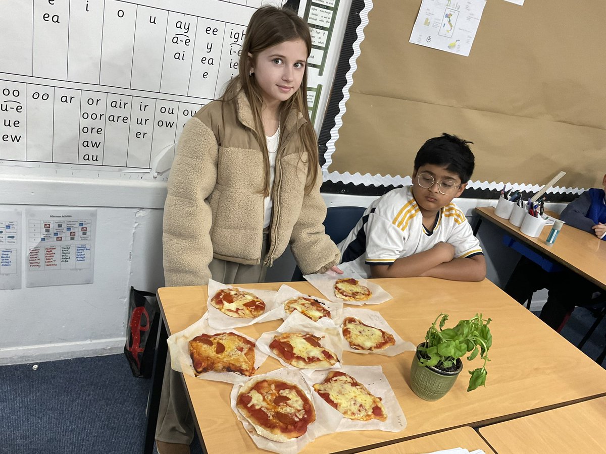 Monktonprioryschool (@monktonpriory) on Twitter photo A busy week for Class 5, who concluded their topic on Italy and the history of opera with a class assembly and a pizza making session. There are definitely some budding actors and chefs amongst them. #enterprisingcreativecontributors 🇮🇹 🍕 🎭 🎶 <a href="/SchoolsPembs/">Blant Ysgolion Sir Benfro/Children & Schools Pembs</a> <a href="/WG_Education/">Welsh Government Education</a> A busy week for Class 5, who concluded their topic on Italy and the history of opera with a class assembly and a pizza making session. There are definitely some budding actors and chefs amongst them. #enterprisingcreativecontributors 🇮🇹 🍕 🎭 🎶 <a href="/SchoolsPembs/">Blant Ysgolion Sir Benfro/Children & Schools Pembs</a> <a href="/WG_Education/">Welsh Government Education</a>