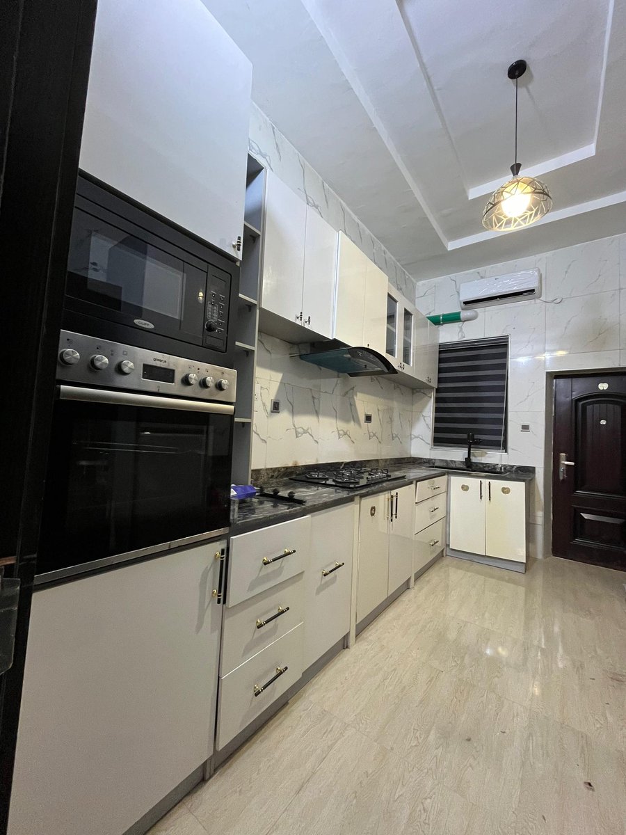 _peacemorrison's tweet photo. Celebrate Christmas in Style!
Book our Comfortable Shortlet Apartments in Lagos.
Perfect for family & friends.
Contact Shelter Holdings: +2347062712004 (Call/WhatsApp)
#RealEstateService #Hospitality #ShelterSolution #Properties #ShortletApartment #BookNow #ShelterHoldings https://t.co/qtYPWIYwbM