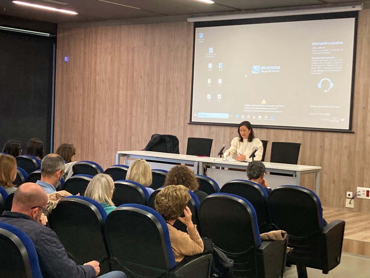 Alumni UMH tweet media