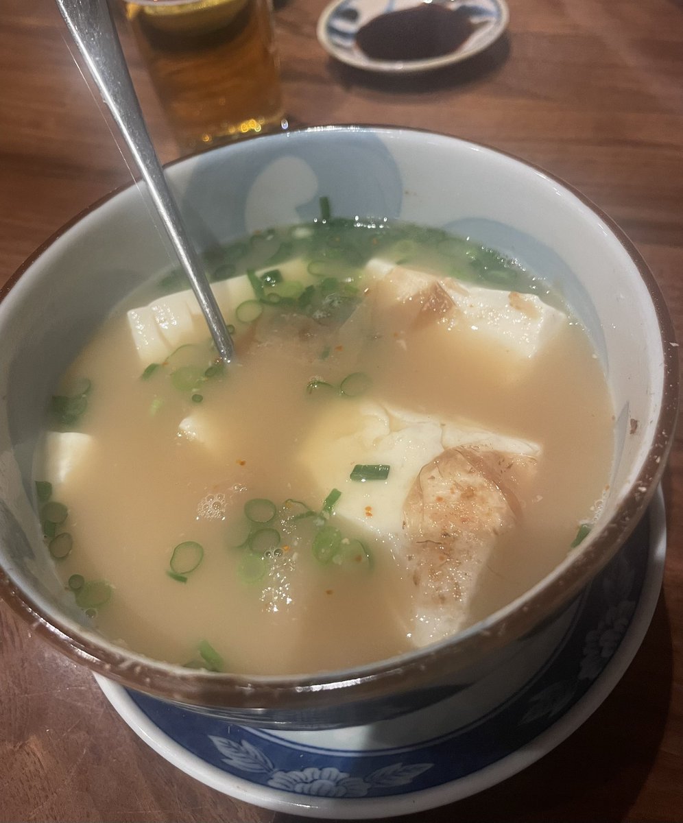 WingChunYugo's tweet photo. 岡山初上陸🍑

成田屋さんにて
名物湯豆腐&amp;鳥酢🐔

旨し✨✨✨

湯豆腐2杯食べたった🤣🤣🤣

#岡山　#成田屋奉還町店 https://t.co/q2mjbO5tJe