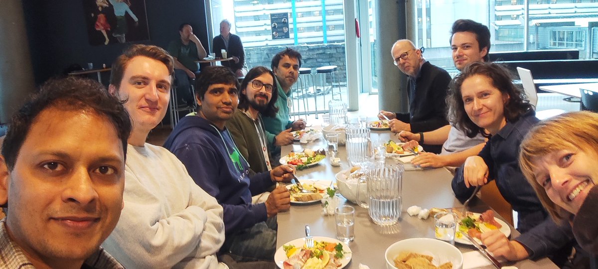 Neurotargeting @ UiB (@neurotarget_uib) on Twitter photo We enjoyed a wonderful Christmas lunch together and wish you a Merry Christmas and a Happy New Year 2025, filled with exciting discoveries! We enjoyed a wonderful Christmas lunch together and wish you a Merry Christmas and a Happy New Year 2025, filled with exciting discoveries!