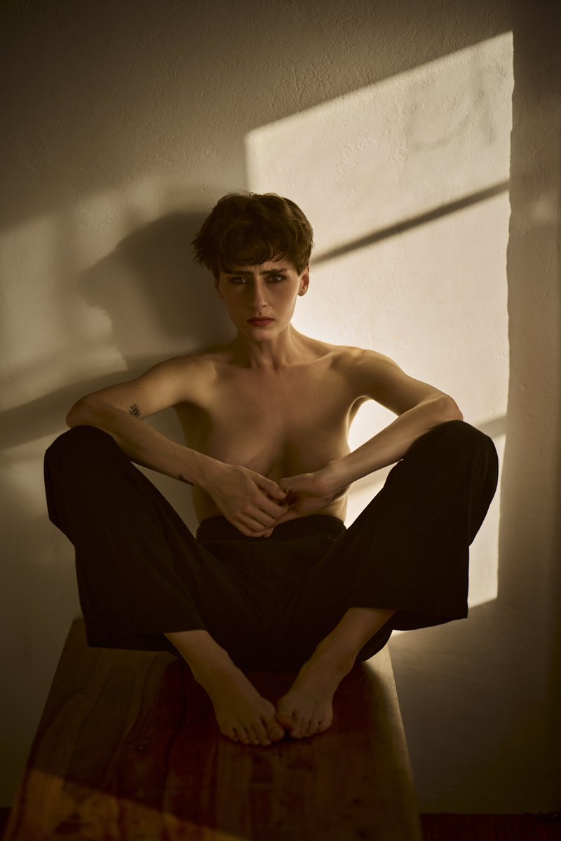 Emma Helena - tweet media