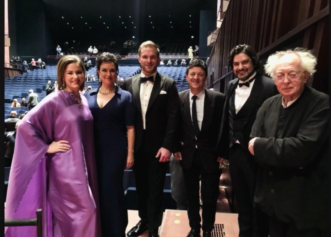 OrchestCElysees's tweet photo. 📸 RETOUR EN IMAGES | BEETHOVEN EUROPEAN ARK III

Clap de fin pour la première partie de notre #tournée consacrée à la 9e symphonie de #Beethoven ✨
Mille mercis au #CollegiumVocaleGent, à #EleanorLyons, #SophieHarmsen, #IlkerArcayürek et #JarrettOtt.
Dir. : #PhilippeHerreweghe https://t.co/vVrCB8E0ug
