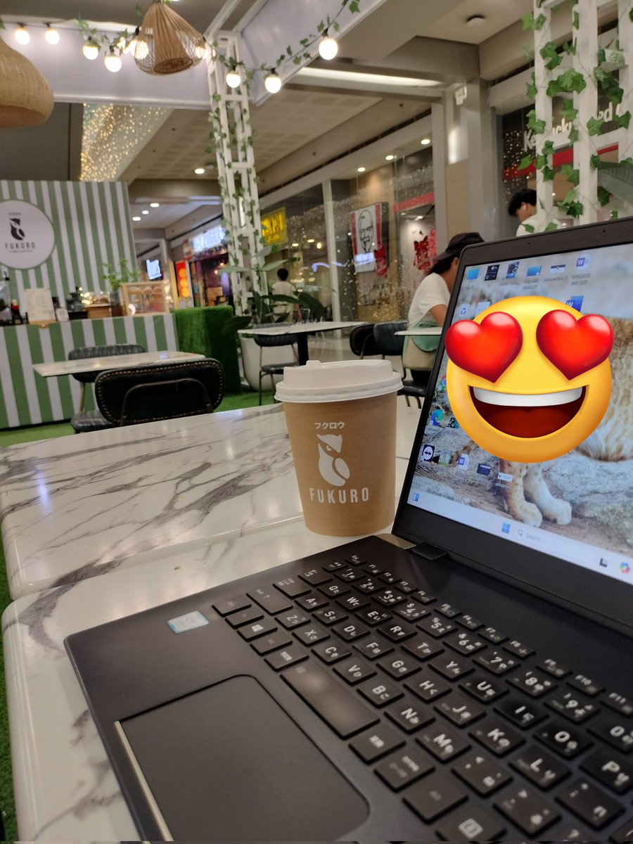 itsmeREDragon's tweet photo. Suroy2x, Dala work, shopping and kape ☕ #SMUptown #WorkingNomad #VAlife https://t.co/sg1ycUvrTZ