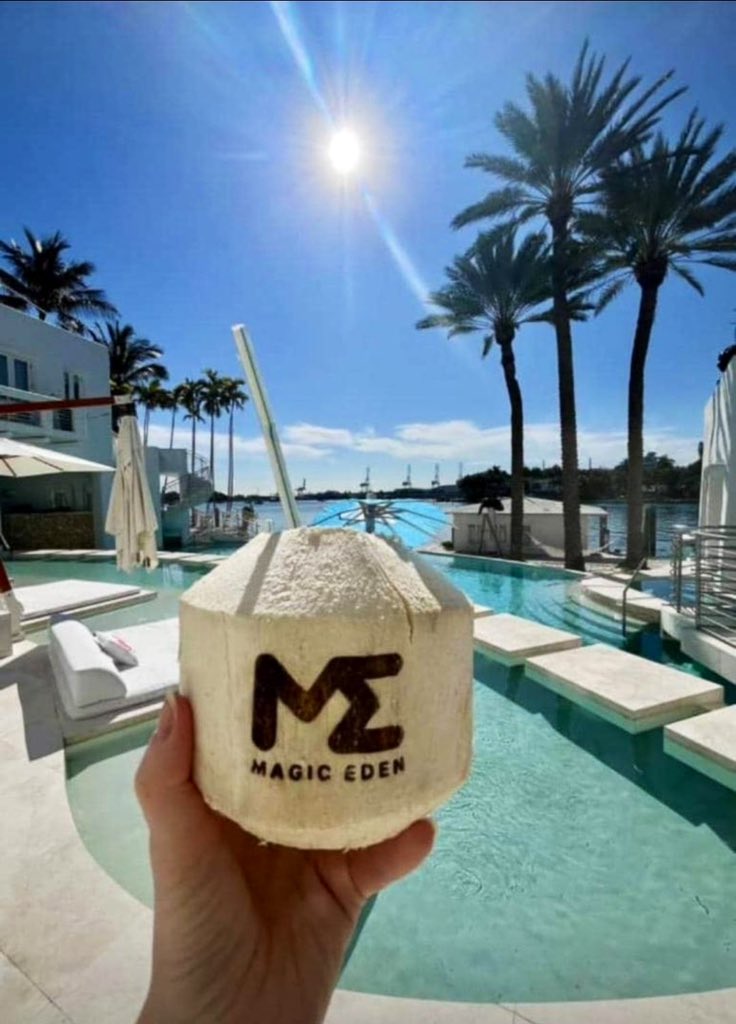 We’ve worked hard this year ✨
Time relax and end this year with the juicy 
$ME airdrop 💎