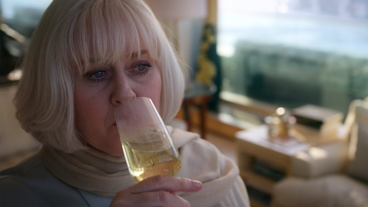 NetflixUK's tweet photo. No one has ever bobbed harder than Sarah Lancashire in Black Doves. https://t.co/Yv6Ay6twth