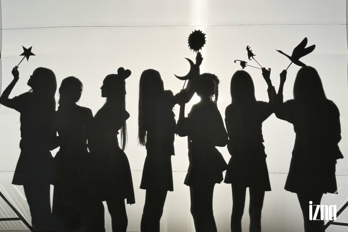 [To. naya🎁]

izna The First Mini Album 'N/a' Jacket Special Photo (Film Ver.)

🔗 artist.mnetplus.world/main/stg/izna/…

#izna #이즈나
#naya #나야
#N_a