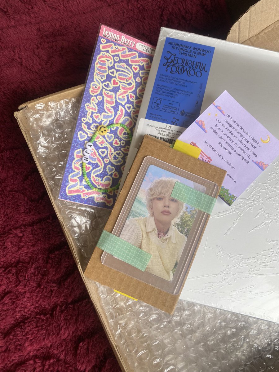 yoonavyrie's tweet photo. —📬˗ˏˋ ꒰ #yoonavyrie_mail ꒱ ˎˊ

~finally received my this man album, worth the wait kasi ang ganda ng weverse jpn pob ni jeonghan. Thank you very much po @forwonhan and I really appreciate your continuous updates 

⸜(｡˃ ᵕ ˂ )⸝🎀
#fromwonhan https://t.co/CpAPXkNBro