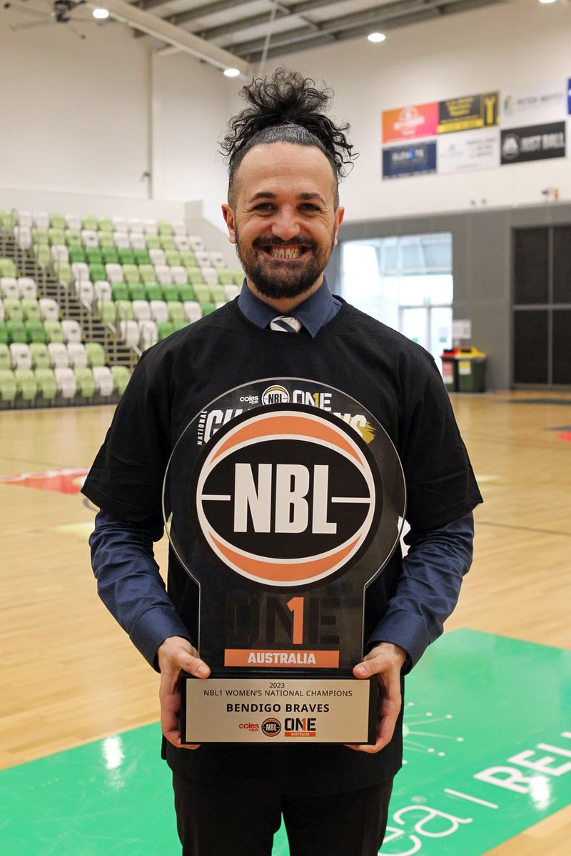 Helen | Hoop Shots tweet media