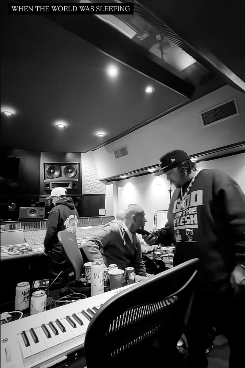 TCJockeyClub's tweet photo. These guys!! Appreciate you @Web3GangGeneral Frank Nitty our Executive Producer of #TheWinnersCircleAlbum &amp; the album's featured artist @yung_gritty as they grind in the studio! Always working to bring #Unitty

✅️ #YungGritty from the single #LetsRide at
https://t.co/QI8CF1CjiU https://t.co/OVKRLC1sRP