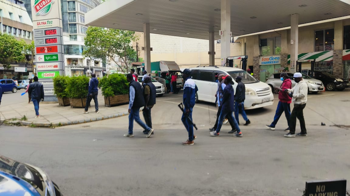 How shameful is it for the president to come out and strongly claim the government is against femicide and still respond to a peaceful march with teargas and brute force?  #EndFemicideKEConvening  #EndFemicideKE #EndFemicide