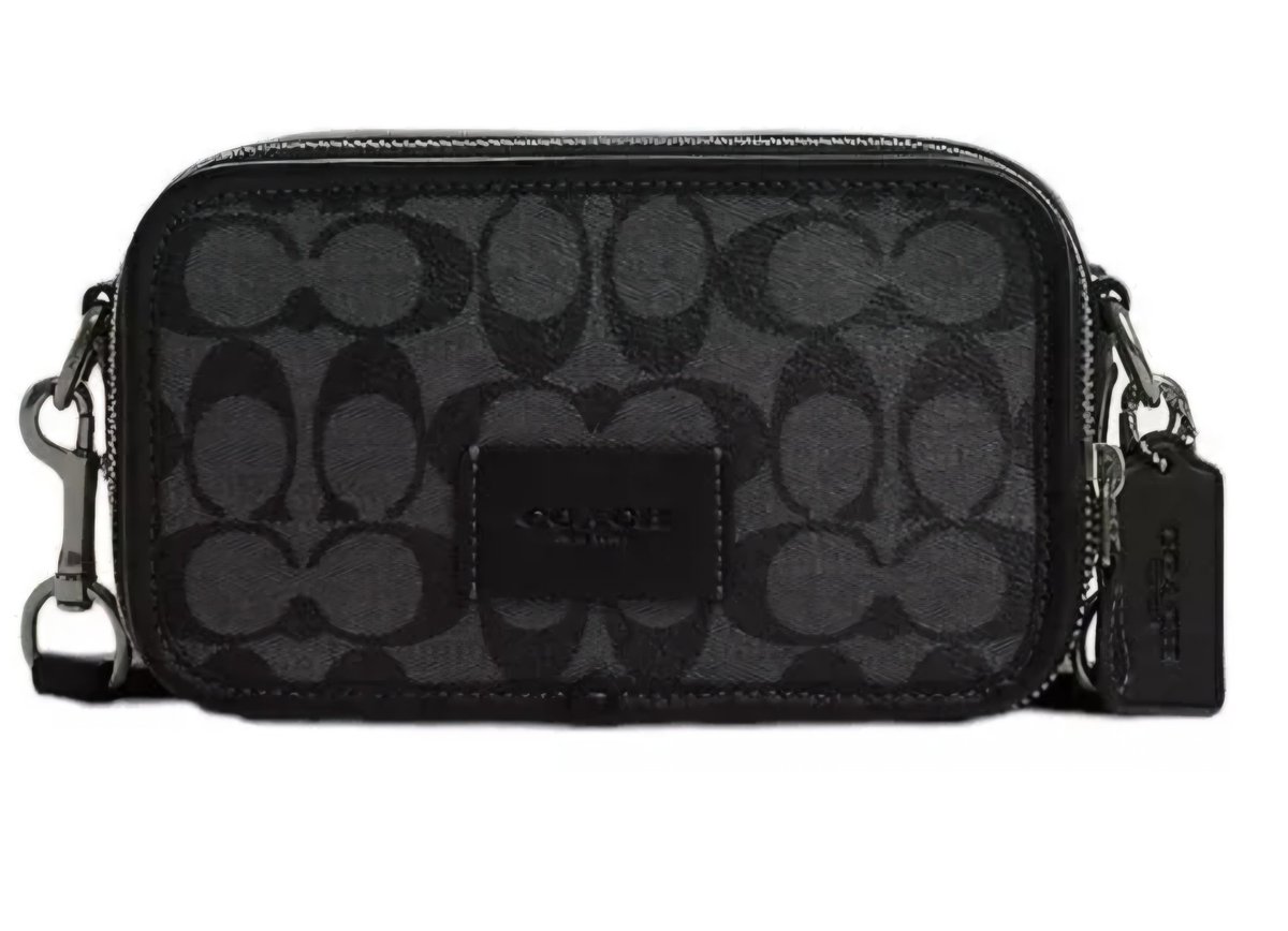 Estilo8819's tweet photo. Lujo al alcance de todos.
"La elegancia de las grandes marcas está más cerca de lo que crees. 
Crossbody y carteras inspiradas en marcas exclusivas que no solo complementan tu estilo, sino que lo elevan. 🖤¿Listos para marcar la diferencia?
¡Elige la tuya!
#estilounico https://t.co/MyAV0xVKbO