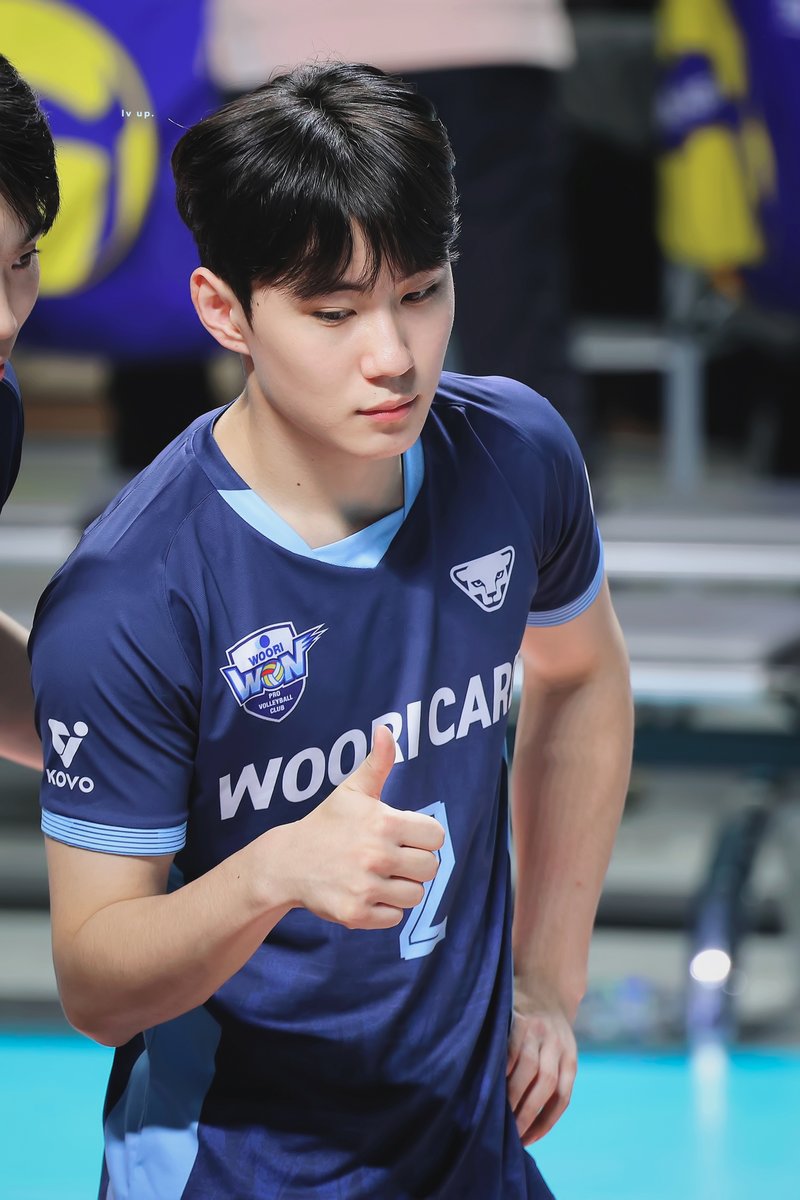 2_ㅠ tweet media