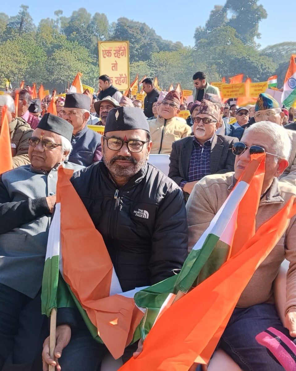 उत्तराखंड,बांग्लादेश हो रहे सनातनियों पर अत्याचार के खिलाफ आम जनता में जनाक्रोश, शांतप्रिय सनातनियों पर अत्याचार बर्दाश्त नहीं किया जा सकता, बांग्लादेश सरकार नहीं सुधरी तो फिर अंतरराष्ट्रीय मुद्दे पर सरकार इन्हें नहीं बक्सेगी,