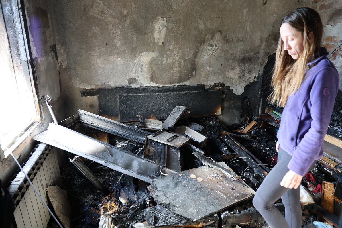 SEGREcom's tweet image. 🚨 Indignació per l'escalada de delinqüència a l'Horta de Lleida: “ja no és que et robin, és que et cremen la casa: ho hem perdut tot”. Fotos d'Amado Forrolla. Ho expliquen @AlbertGuerrer i Laura García a 👇
segre.com/ca/lleida/2412…