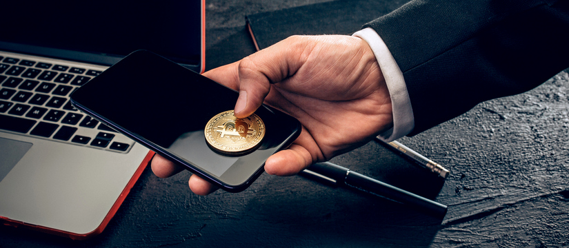 infosecmedia_'s tweet image. Злоумышленники начали распространять троян Realst, который притворяется программой для видеоконференций.

Этот троян приходит в виде приглашения на деловую встречу через видеосвязь, но на самом деле цель — украсть криптовалюту: securitymedia.org/news/novyy-vid…

#Realst #Software #macOS