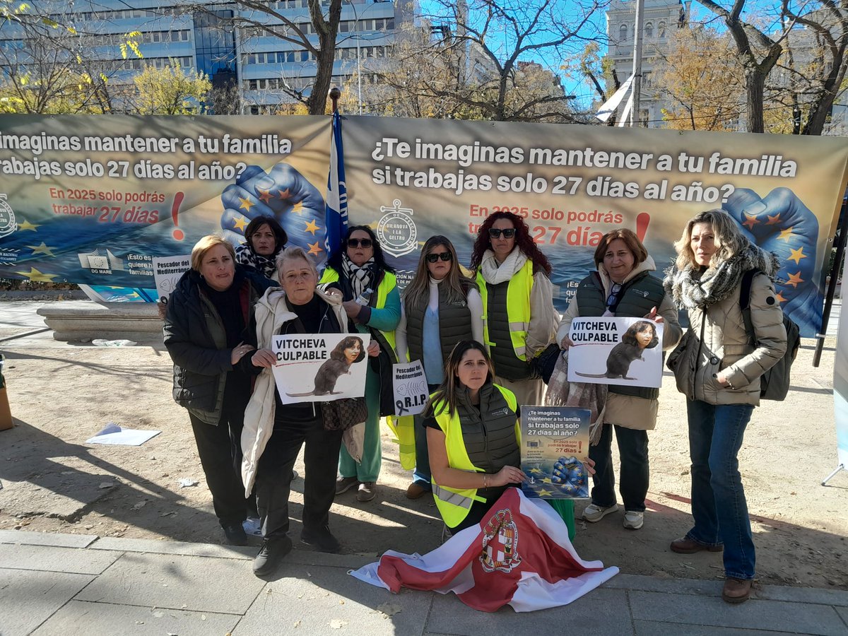 andmupes's tweet photo. Los medios se hacen eco de la huelga y protestas pesqueras contra la drástica reducción de los días de faena en el Mediterráneo.
https://t.co/tHRPRFbySy
#AndMuPes #Pescamujeres #Pesca #mujer #sectorpesquero https://t.co/4Lba96DctJ