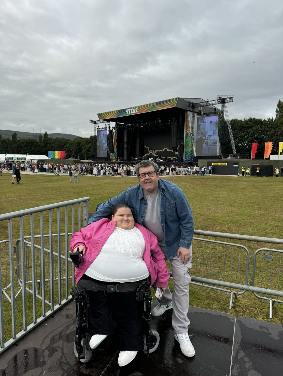 Happy Birthday to my amazing daughter, Hannah, who turns 21 today. Fionnuala and I are very fortunate to have such a beautiful, kind, and caring young lady. We love her very much and hope she has an amazing day xxx