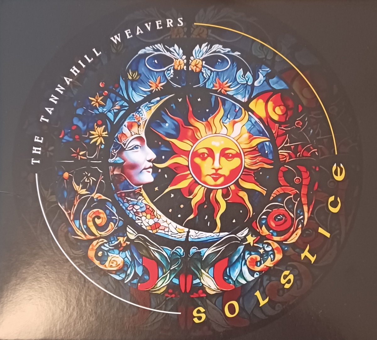 Andrew Kean (@andrewkean1) on Twitter photo It is Day 10 of the Christmas album tour and I am very pleased to be featuring this brand new offering from <a href="/Tannahillweaver/">Tannahill Weavers</a> It is Day 10 of the Christmas album tour and I am very pleased to be featuring this brand new offering from <a href="/Tannahillweaver/">Tannahill Weavers</a>