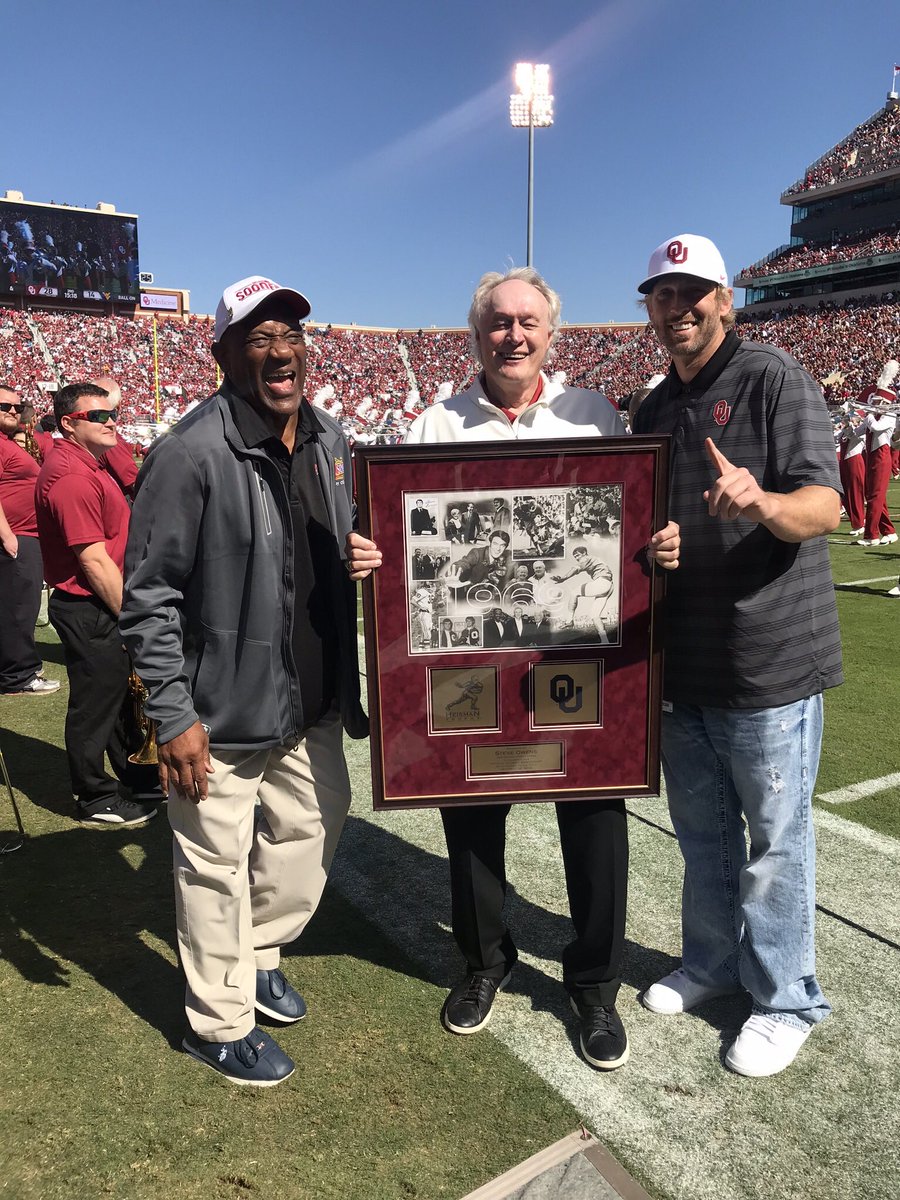 Billy Sims tweet media