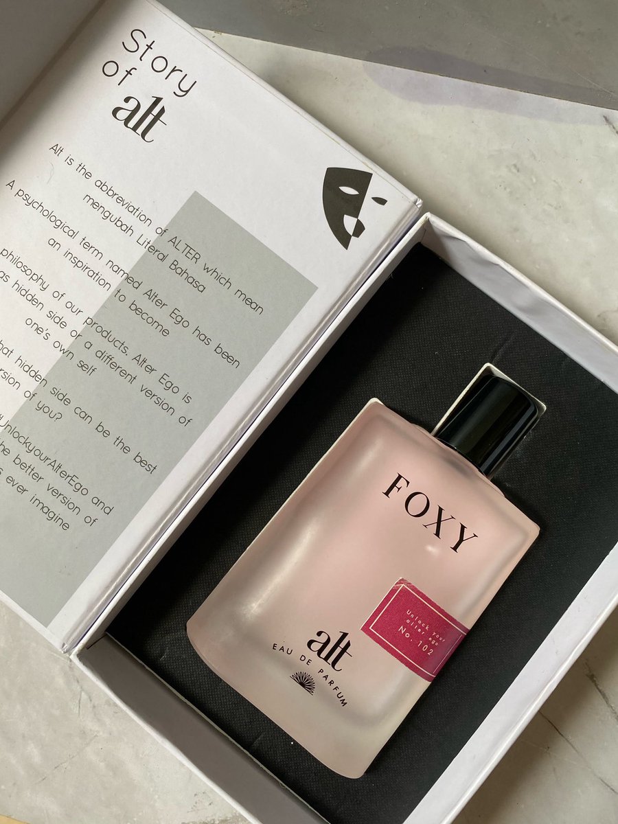 Buat yang suka parfum wangi FRESH, FLORAL, FRUITY.  Ini BEST RECOMMENDATION banget sih 

This is Alt Perfumery - Foxy 

boost your confidence all day long karna wanginya elegant bgt🥰🌸

#reviewbykoy #racuninperfume