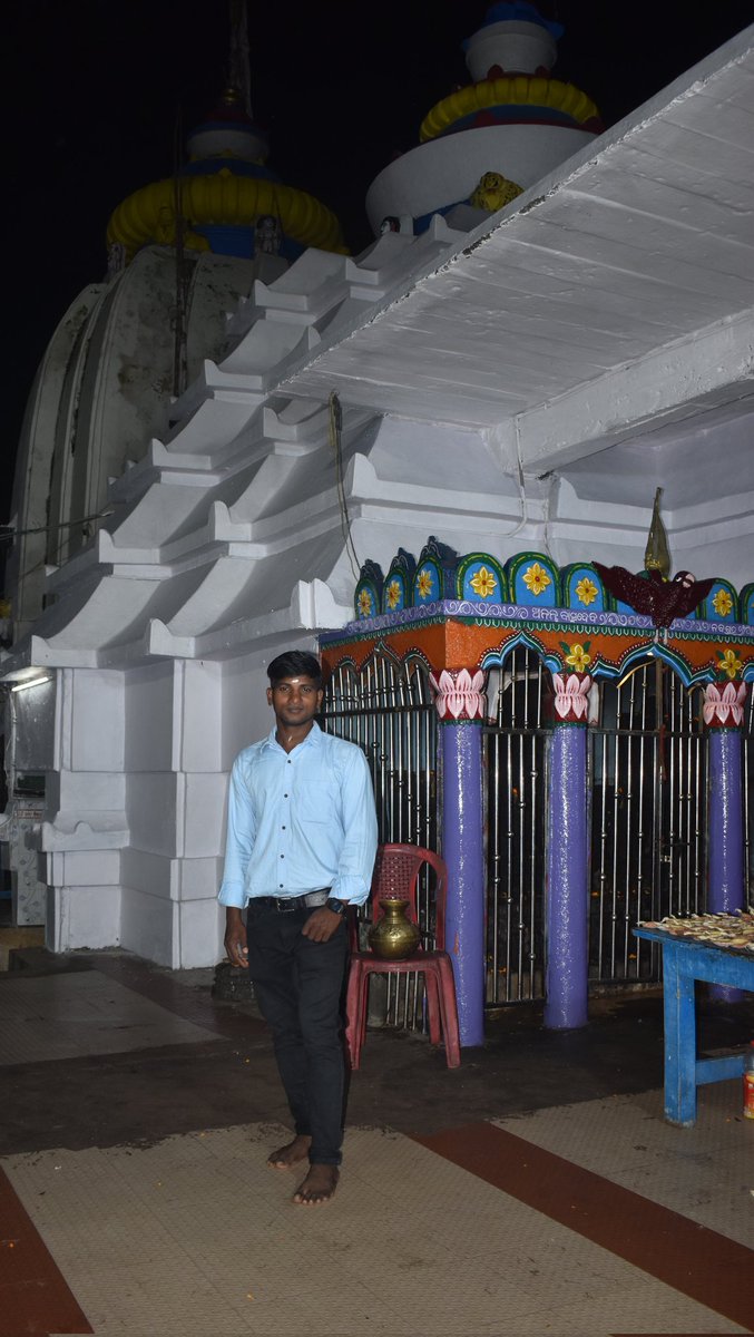 Basanta65356777's tweet photo. DHABALESWAR TEMPLE 🙏🛕
CUTTACK 
#travelor
#twitter @bkgouda @TwitterDesign https://t.co/brYGysRpSv