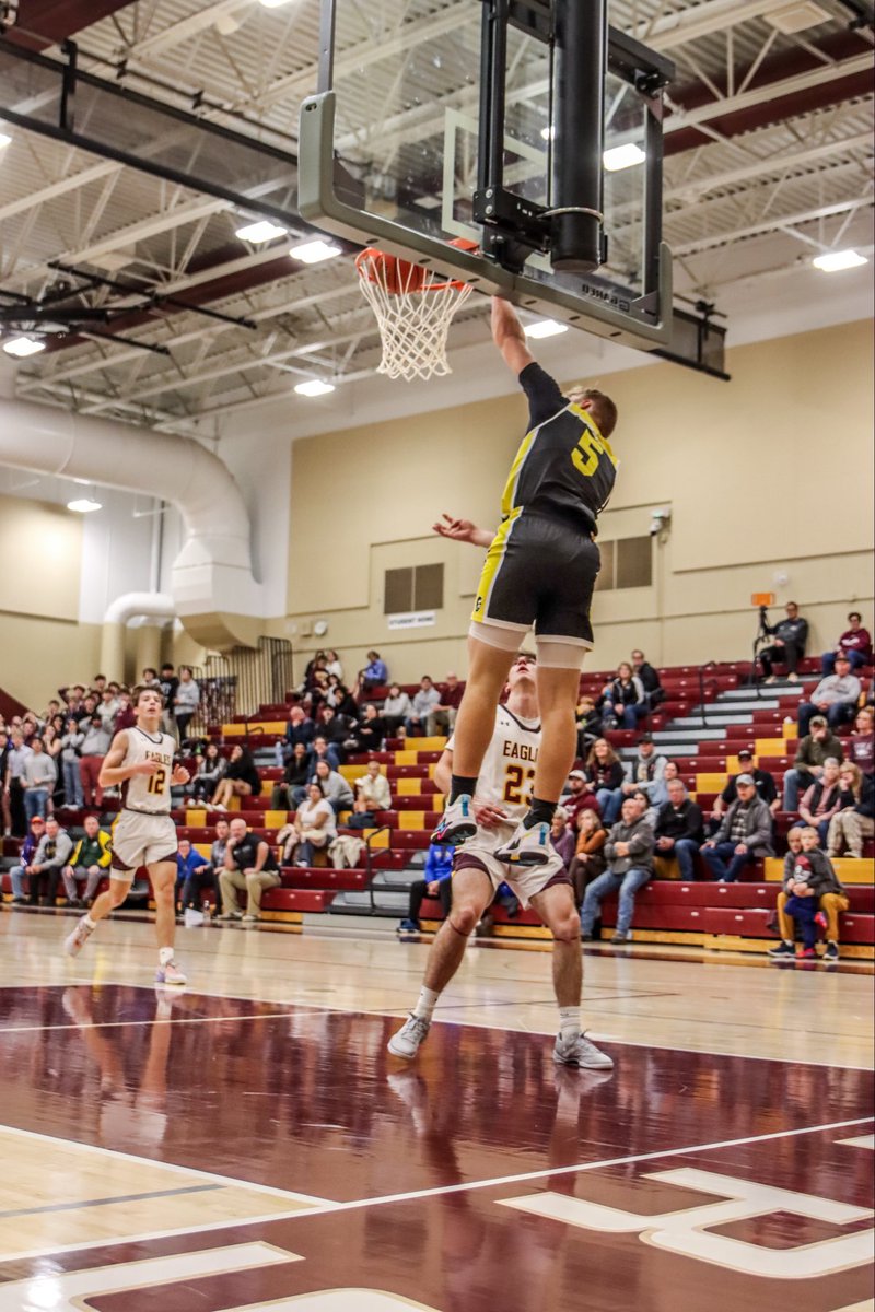 East Troy Trojans Boys Basketball (@easttroybb) on Twitter photo Trojans start conference play with a road win at Jefferson, 68-47! Improve to 3-1 on the year.
Balanced scoring attack led by birthday boy <a href="/LingfordSeth/">Seth Lingford</a> with 12
<a href="/BGolabowski/">Brayden Golabowski 27’</a> - 12
<a href="/ScurekSebastian/">Sebastian Scurek</a> - 11
<a href="/815_cam/">Cameron polvi</a> - 10
Mason Beaver - 10 Trojans start conference play with a road win at Jefferson, 68-47! Improve to 3-1 on the year.
Balanced scoring attack led by birthday boy <a href="/LingfordSeth/">Seth Lingford</a> with 12
<a href="/BGolabowski/">Brayden Golabowski 27’</a> - 12
<a href="/ScurekSebastian/">Sebastian Scurek</a> - 11
<a href="/815_cam/">Cameron polvi</a> - 10
Mason Beaver - 10