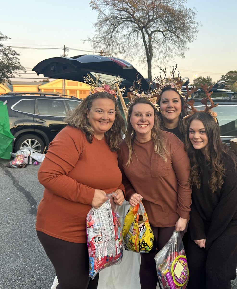 Chelsea Mecanko tweet media