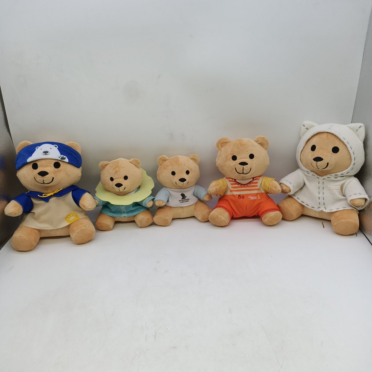 Bess2195224930's tweet photo. Get together, my Plush Bear Toys ❤️#cute #handmade #art #christmas #kpop #toy #custom #kawaii #toys #doll #wholesale #plush #plushies #stuffedanimals #stuffedanimal #plushie #softtoy #plushtoy #plushiefriends #keychain #customdoll #customplush https://t.co/pVB8ja7BP2