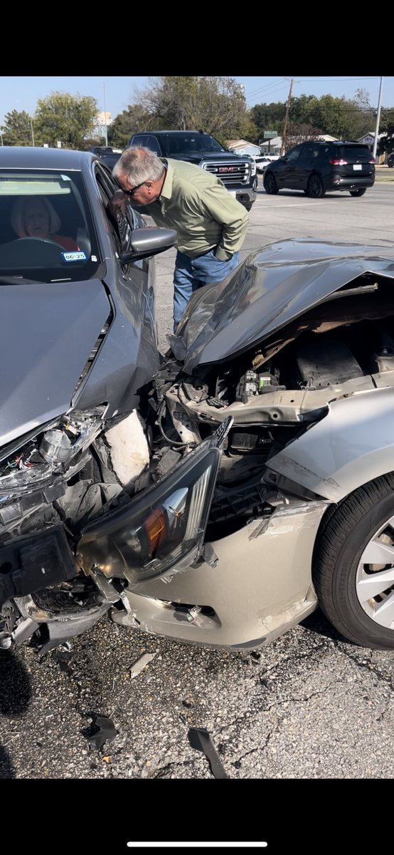 ZifulFN's tweet image. 😐