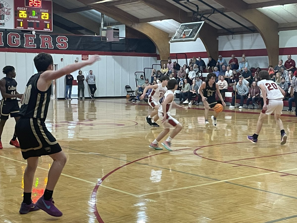CullmanMiddle's tweet photo. CMS Basketball 🏀 

8th Grade Boys 

Hartselle 31

Cullman 37

FINAL https://t.co/UZu79XvvYD
