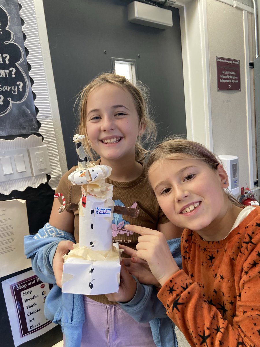 HolbrookMDUSD's tweet photo. Engineering Challenge in 4th grade! Our Jets used the engineering process to build a snowman. They made a hypothesis, estimation, tried their hypothesis and tested it! #WeAreHolbrook #STEMrocks https://t.co/OACdNInu8B