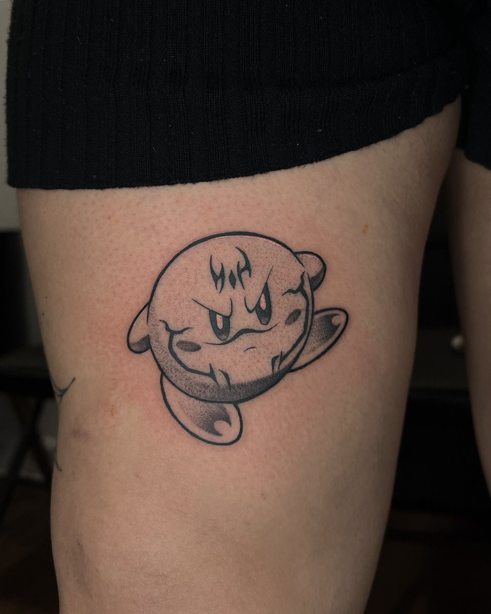 officialdrayart's tweet photo. Some tattoos I’ve done recently 🖤🖤🖤 https://t.co/Lc094dEc8F
