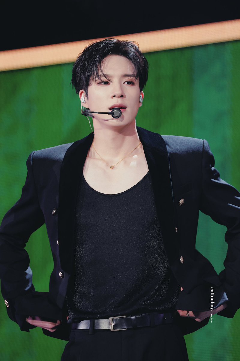 cottonboy0423's tweet photo. 🍬241209 Jingle Ball 🎄#제노  #JENO https://t.co/b0Ope3bu9G