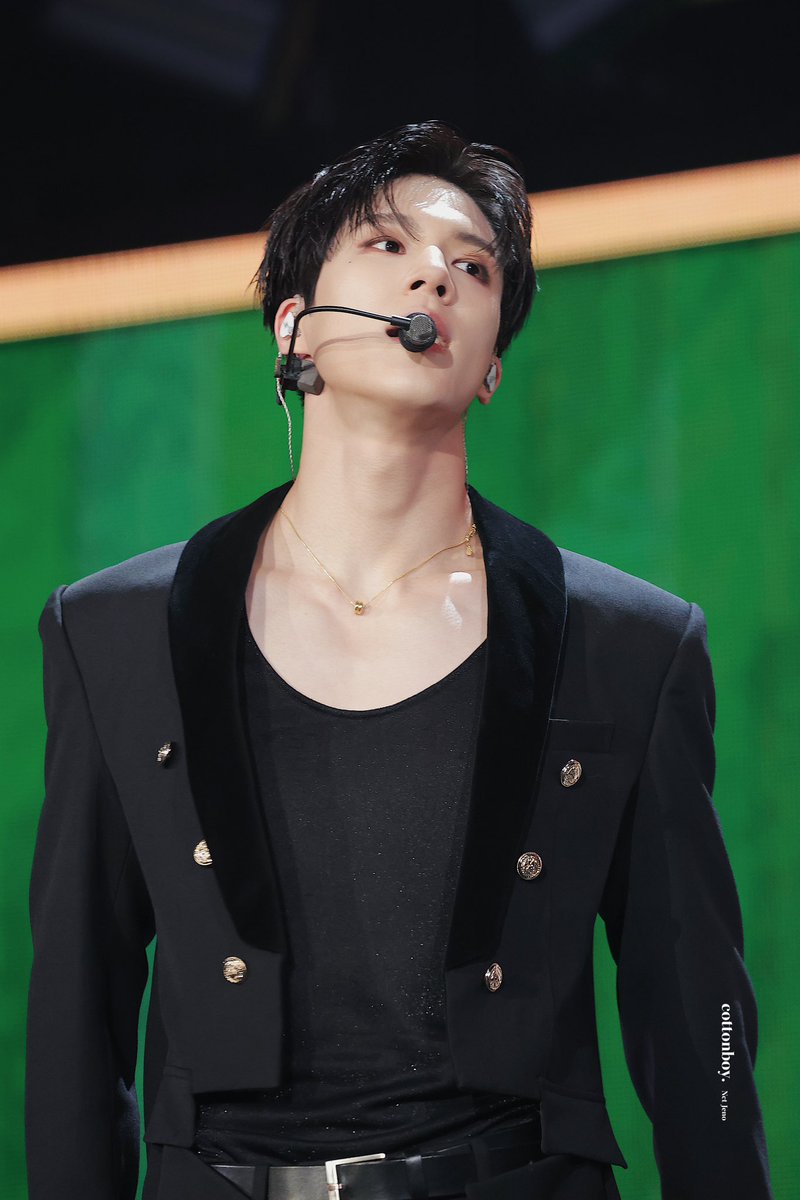 cottonboy0423's tweet photo. 🍬241209 Jingle Ball 🎄#제노  #JENO https://t.co/b0Ope3bu9G