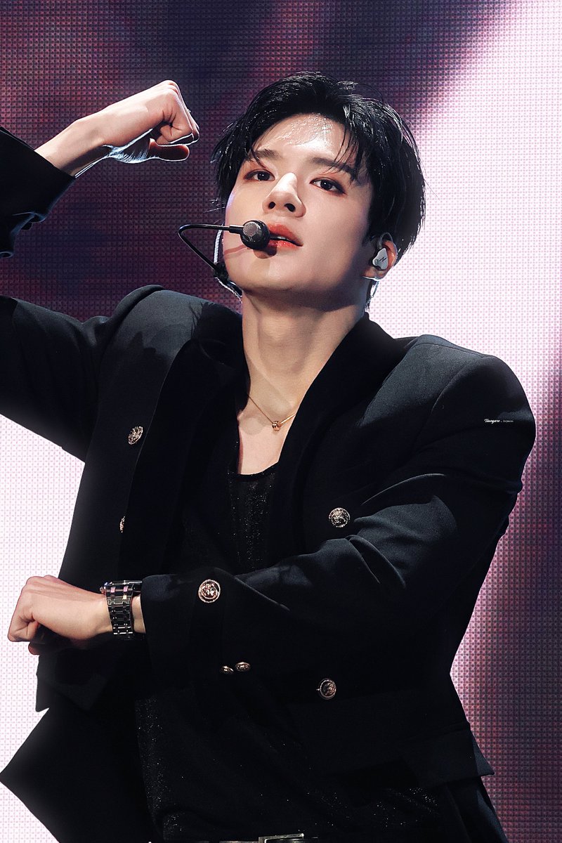 TASOGARE_0423's tweet photo. 🎄241209 JINGLE BALL in Chicago

#제노 #JENO #NCTDREAM  #NCT https://t.co/DmVcIaoc8a