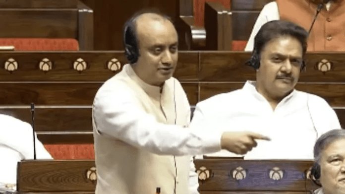 NewsAlgebraIND's tweet photo. 🚨 JDU MP SANJAY JHA : "A senior Congress leader has connection with George Soros."

MALLIKARJUN KHARGE : "It is wrong to put allegations on someone who is not present in this house"

BJP MP SUDHANSHU TRIVEDI 😂🔥 : "We didn’t name anyone but Kharge ji is accepting that a senior Congress member not present in the house has a connection with Soros."