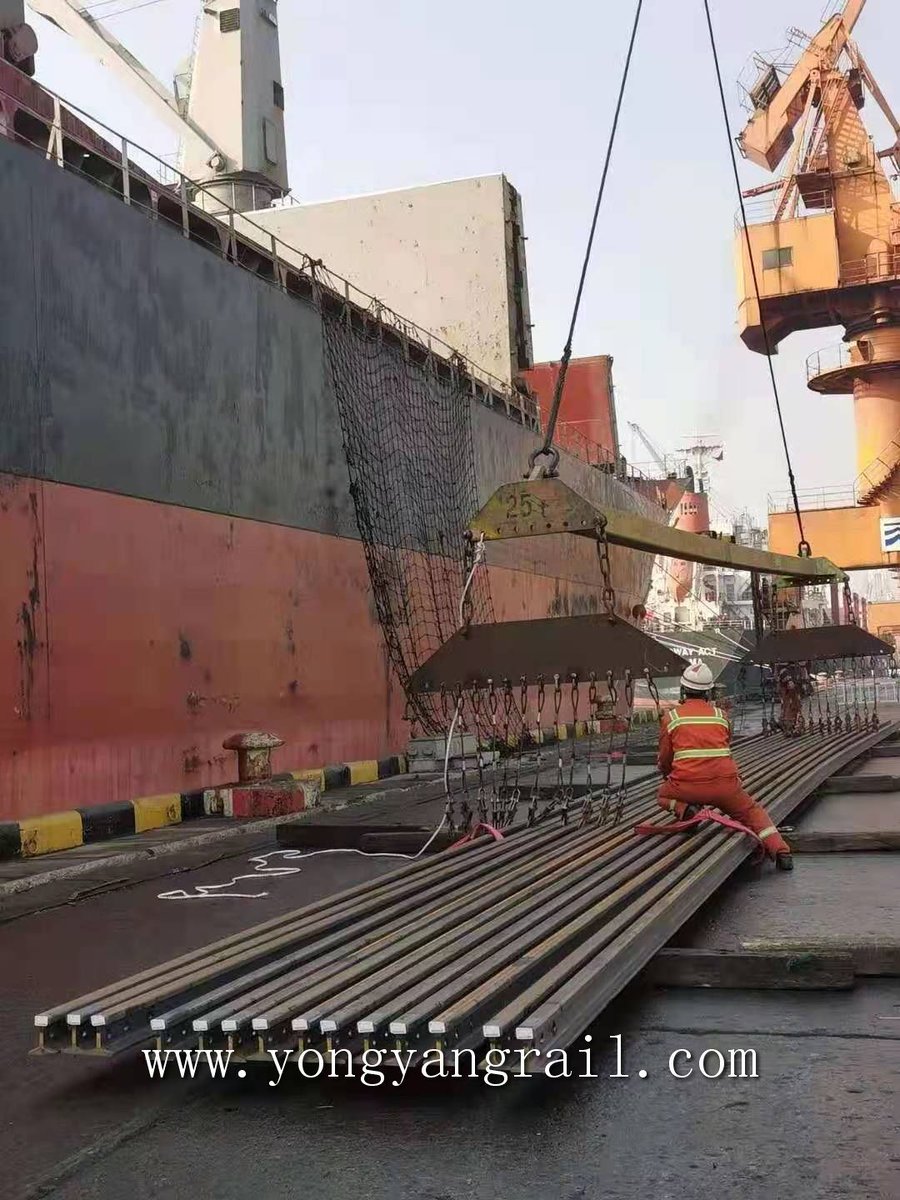 AndyXie38500256's tweet image. Our steel rails combine cutting-edge technology and premium materials to create the perfect track for progress. Built to last, they ensure stability and efficiency for rail systems worldwide.
#SteelRailsForTransport #DurableInfrastructure #RailTechnology #BuiltToLast