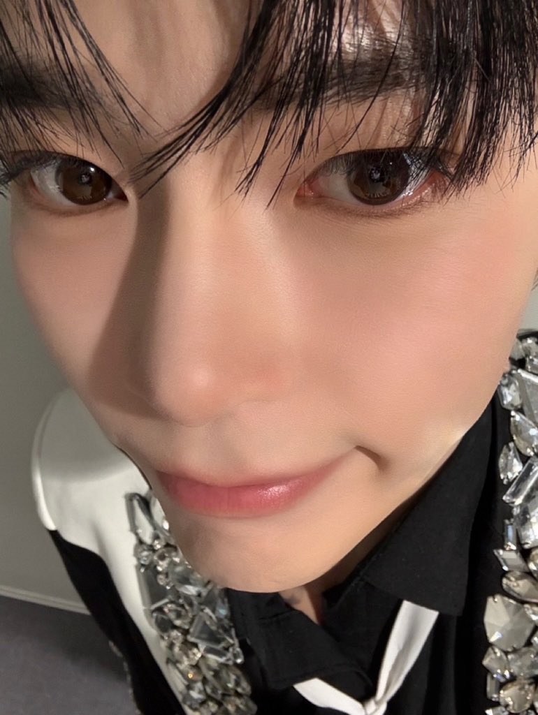 shbpics's tweet photo. 🖤💬 https://t.co/fJPE6J16k7