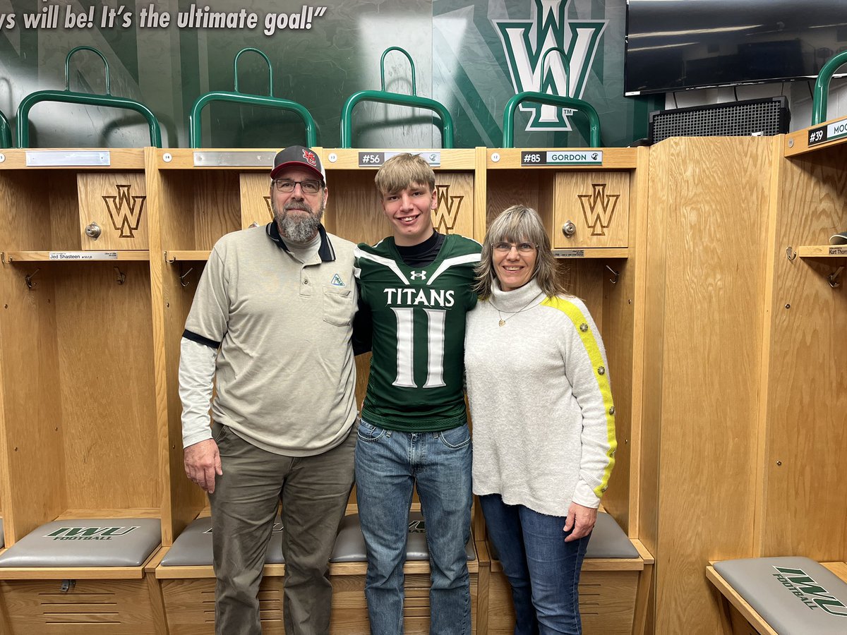 Anthony DAmico (@adamicoftb1) on Twitter photo Had a great time at Illinois Wesleyan last weekend!
<a href="/CoachYarosz/">Mike Yarosz</a> <a href="/KellenHoover/">Kellen Hoover</a> <a href="/MCHSMustangsFB/">Mustang Football</a> <a href="/ChazWrightTV/">Chaz Wright 🌵</a> <a href="/JPRockMO/">JP Rock</a> <a href="/NCSA_Football/">NCSA_Football</a> <a href="/CoachTank78/">Frank Mullen</a> Had a great time at Illinois Wesleyan last weekend!
<a href="/CoachYarosz/">Mike Yarosz</a> <a href="/KellenHoover/">Kellen Hoover</a> <a href="/MCHSMustangsFB/">Mustang Football</a> <a href="/ChazWrightTV/">Chaz Wright 🌵</a> <a href="/JPRockMO/">JP Rock</a> <a href="/NCSA_Football/">NCSA_Football</a> <a href="/CoachTank78/">Frank Mullen</a>
