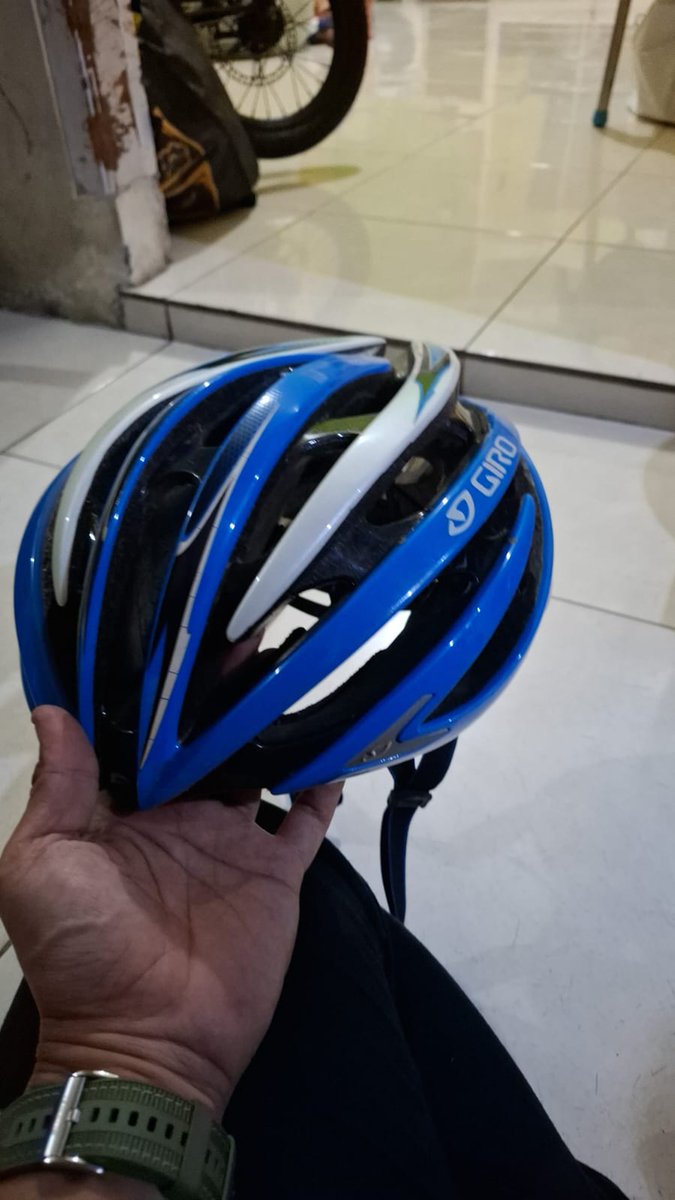hayfly01's tweet photo. Aneka helm size L semua
Ori semua
Lok bintaro

#fnfjb https://t.co/Ndabkxev0A