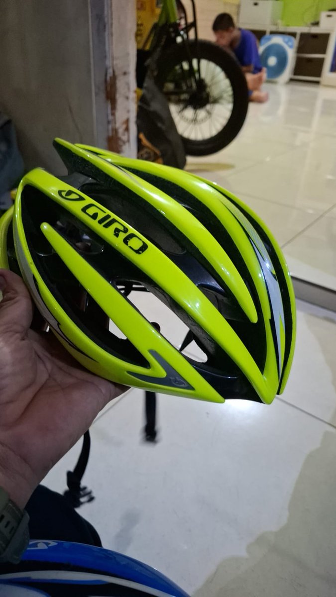 hayfly01's tweet photo. Aneka helm size L semua
Ori semua
Lok bintaro

#fnfjb https://t.co/Ndabkxev0A