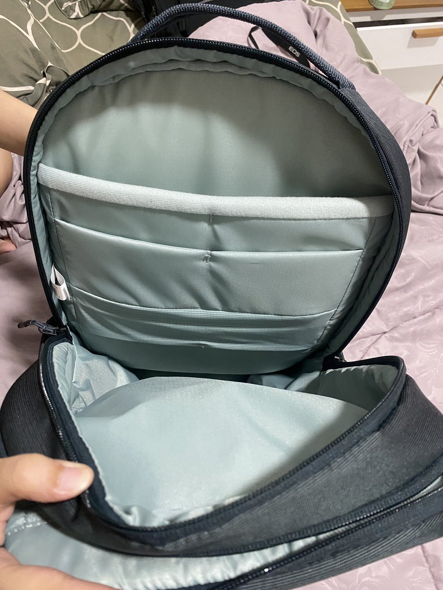 satu_bang's tweet photo. @hrdbacot Telat ikut #lapakcot tp coba deh. 

Jual Thule Subterra 2 Tas Laptop Backpack 21L TSLB-415 - dark slate
⁃Kondisi baru, gajadi pakai. 
⁃Volume : 21L
⁃Garansi 2thn
⁃Harga beli 2.9 di Bag's City PIM
⁃Tag dan invoice lengkap
⁃Jual 2.5 nego (market 2.7) https://t.co/mgU1xuS6kO
