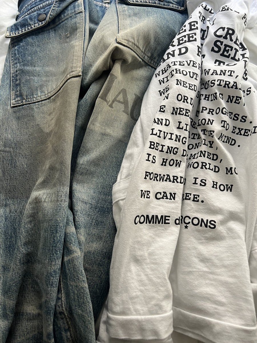 p_asd200's tweet photo. undercoverism
COMME des GARÇONS https://t.co/nu3IiDhMdf